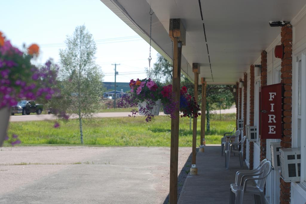 Tantramar Motel Sackville Exterior foto
